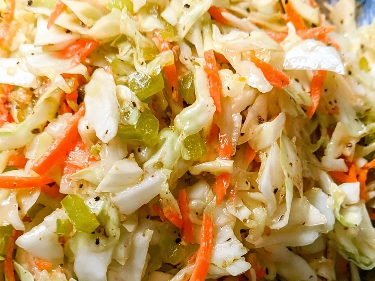 Tangy Sweet Vinegar Coleslaw: A Southern Side - Image 2