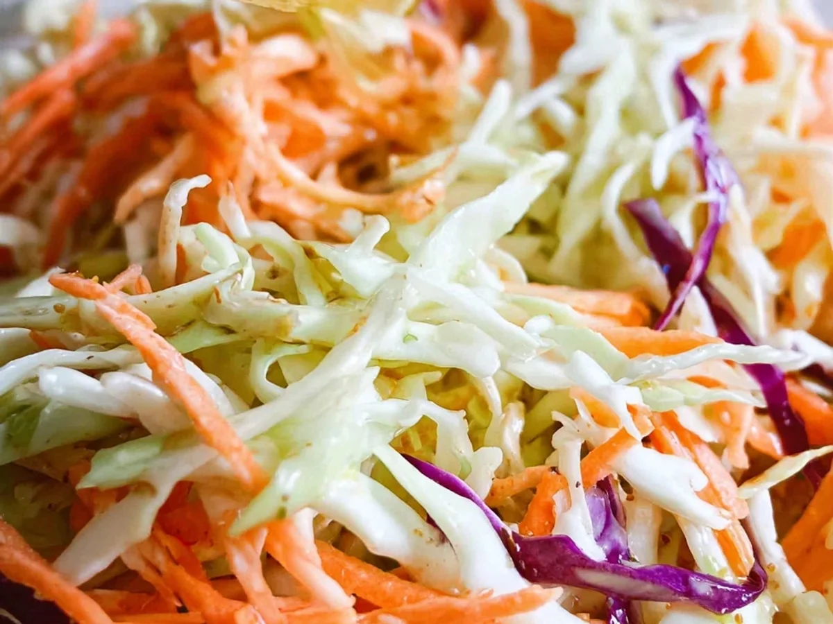 Tangy Vinegar Coleslaw: No Mayo Recipe - Image 2