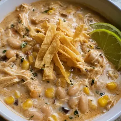 Creamy Crockpot White Chicken Chili with Cream Cheese